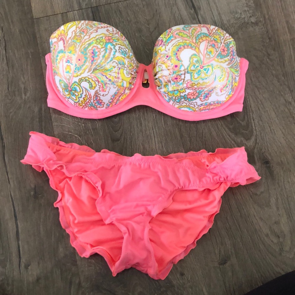 Pink and paisley Victoria’s Secret bikini